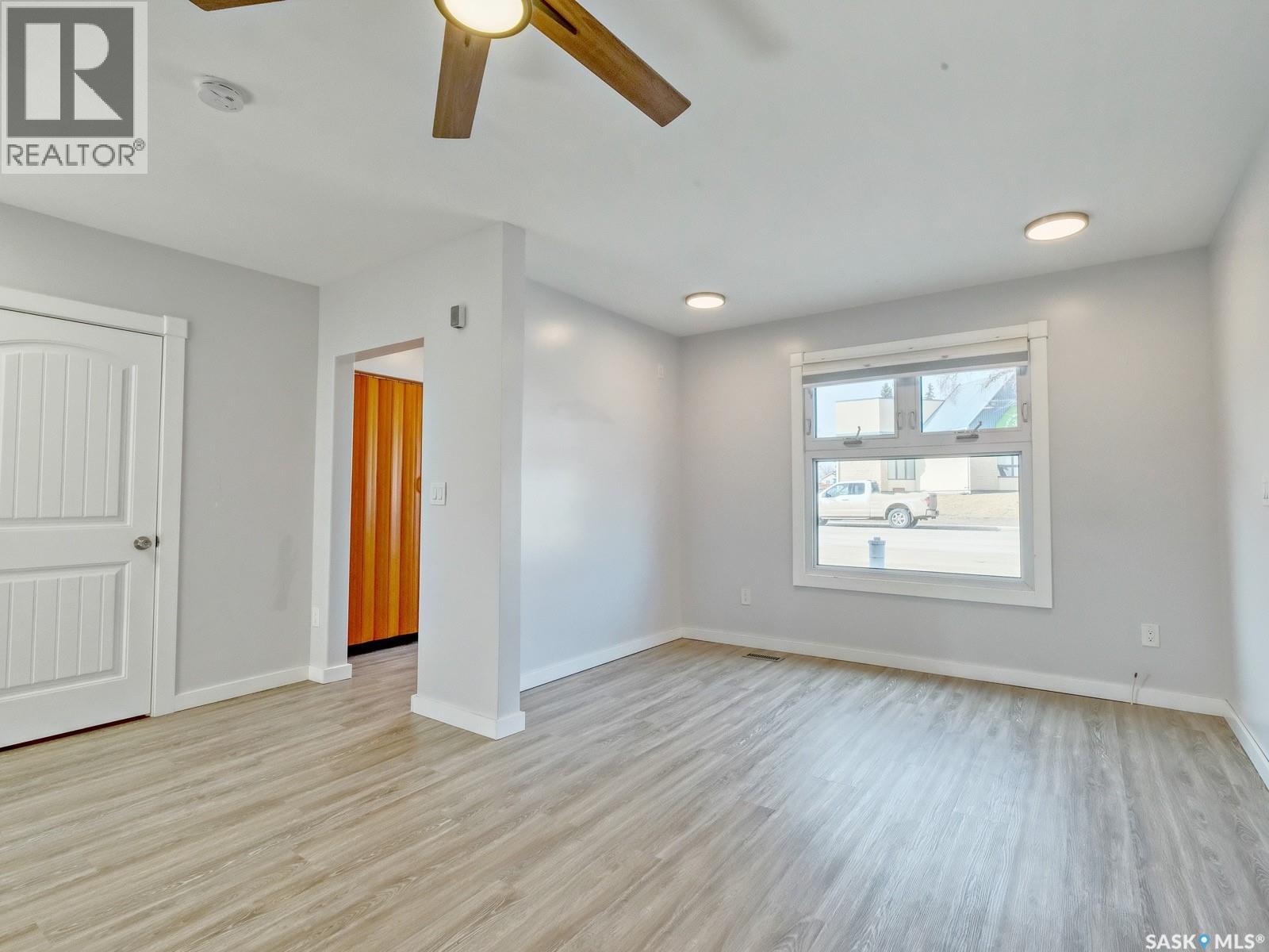 204 2nd AVENUE W - 8