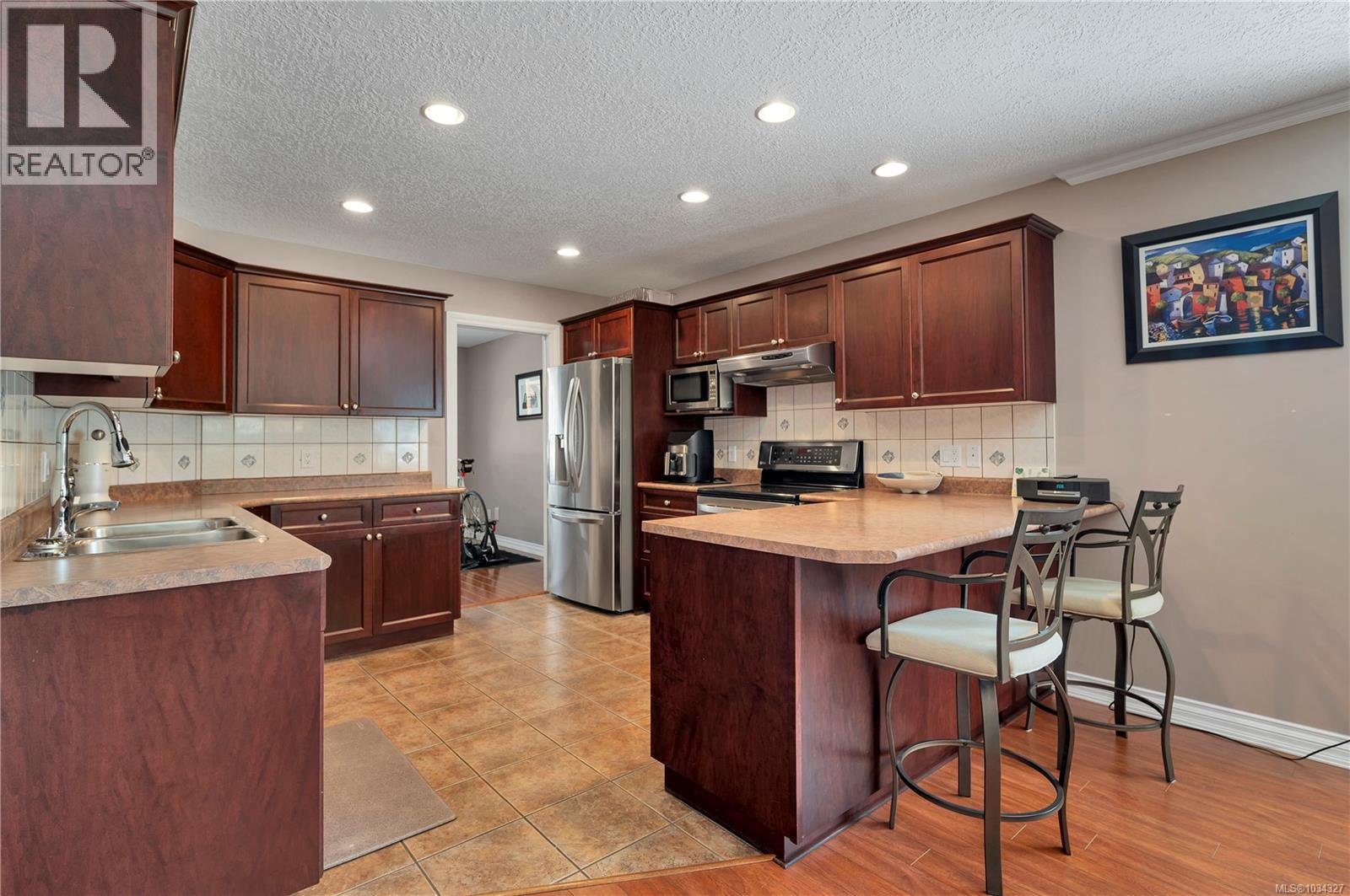 760 Marguerite Rd - 10