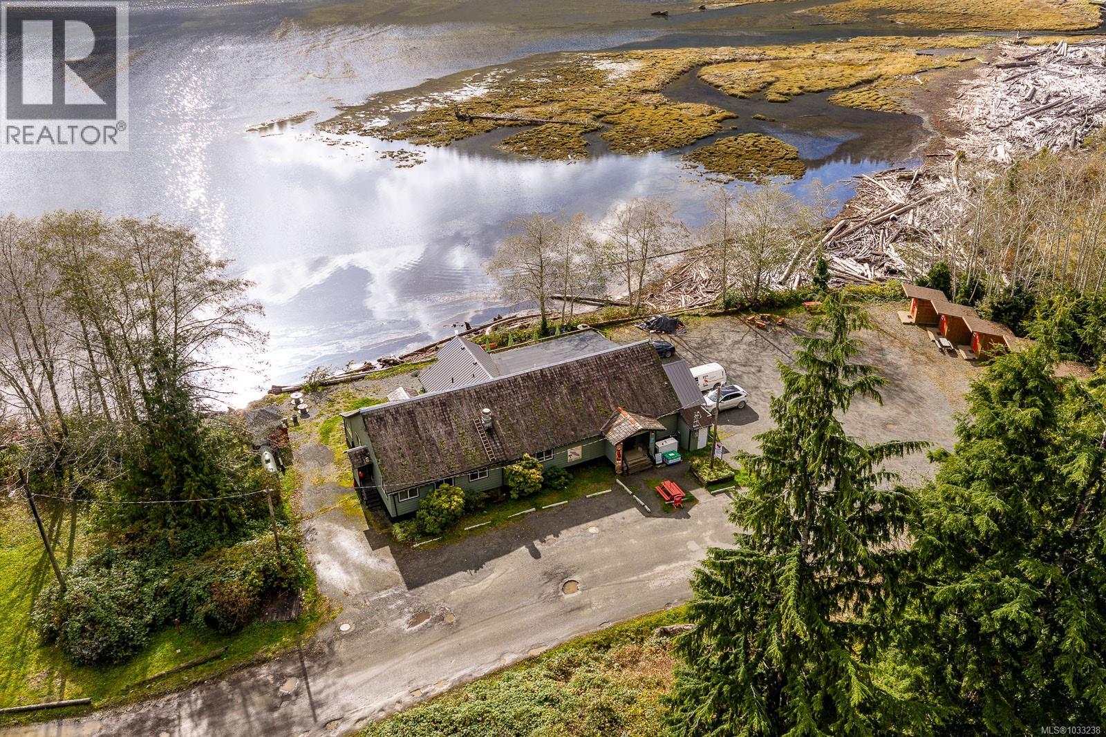 32 Hardy Way, Port Hardy
