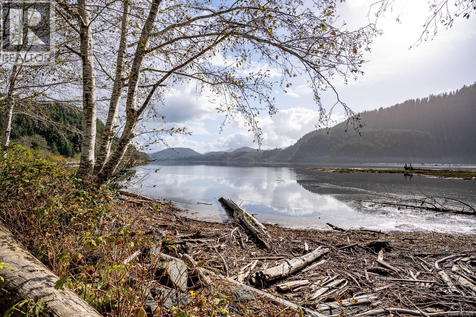 32 Hardy Way, Port Hardy