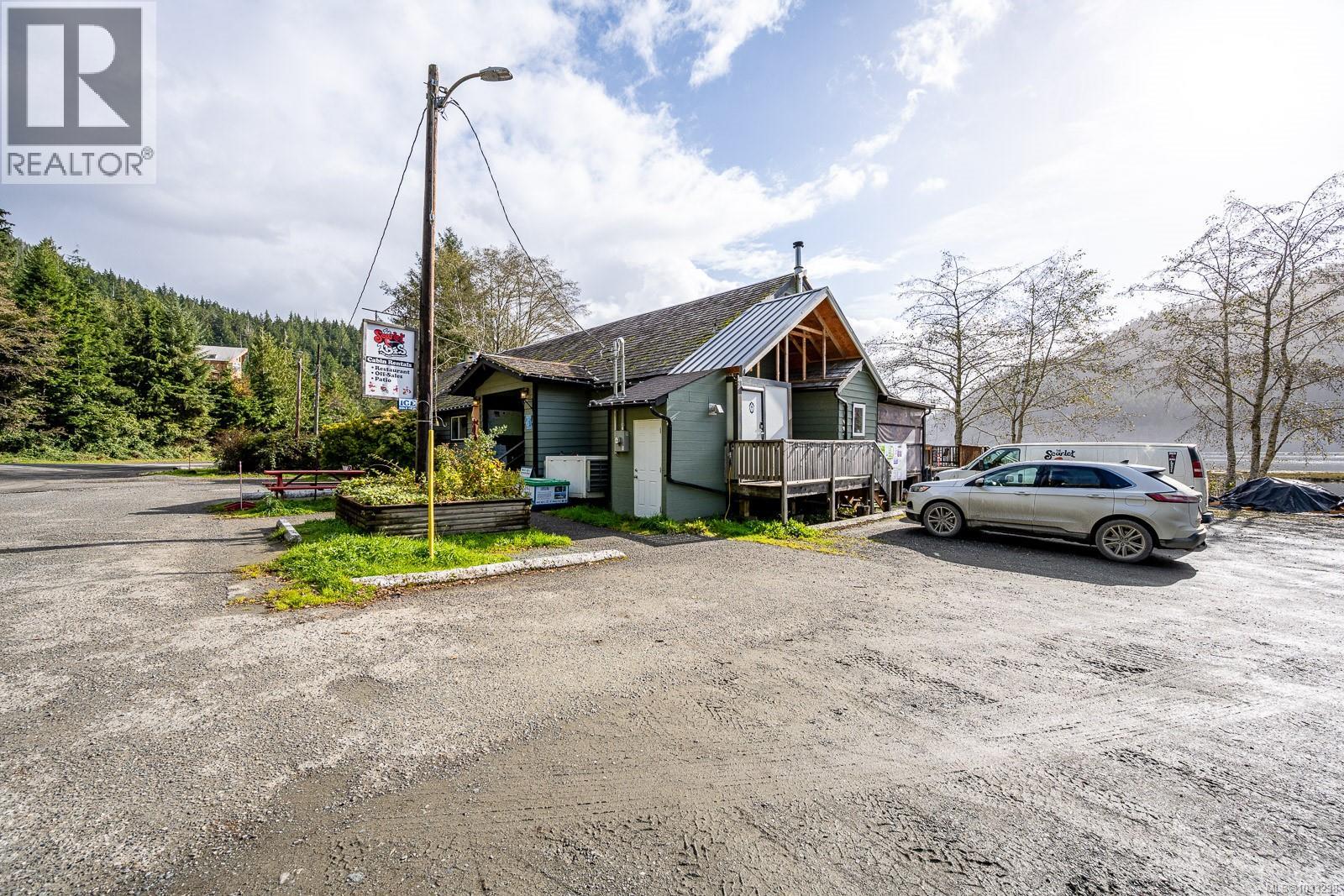 32 Hardy Way, Port Hardy