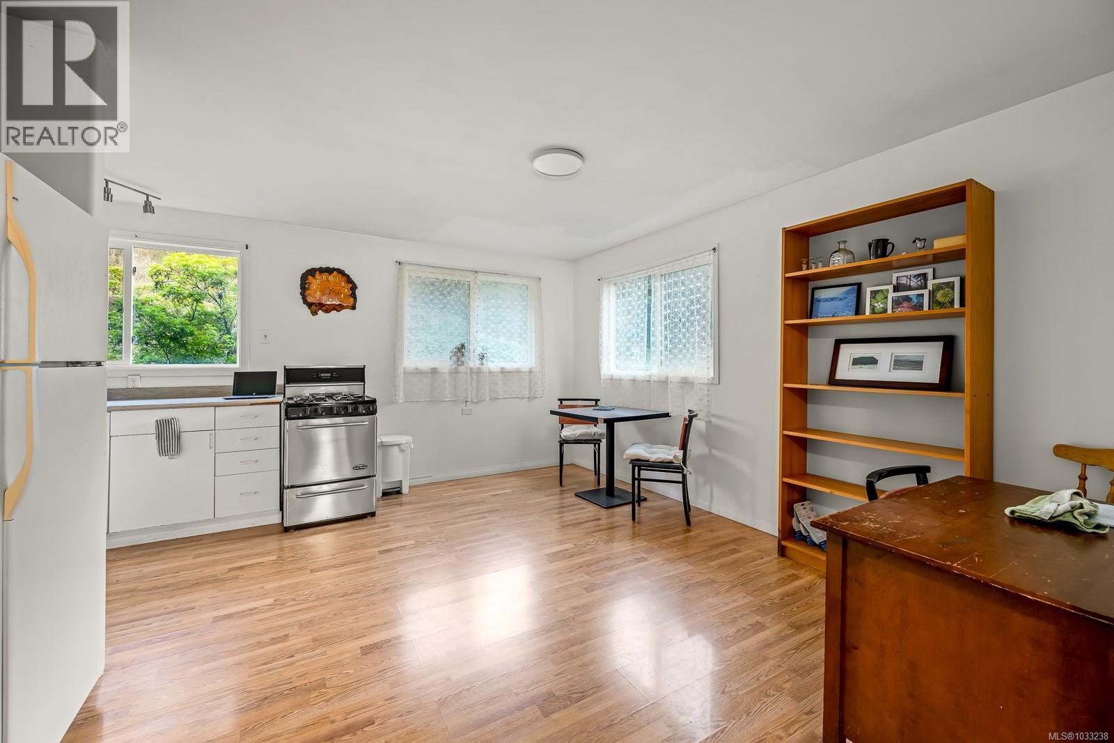 32 Hardy Way, Port Hardy