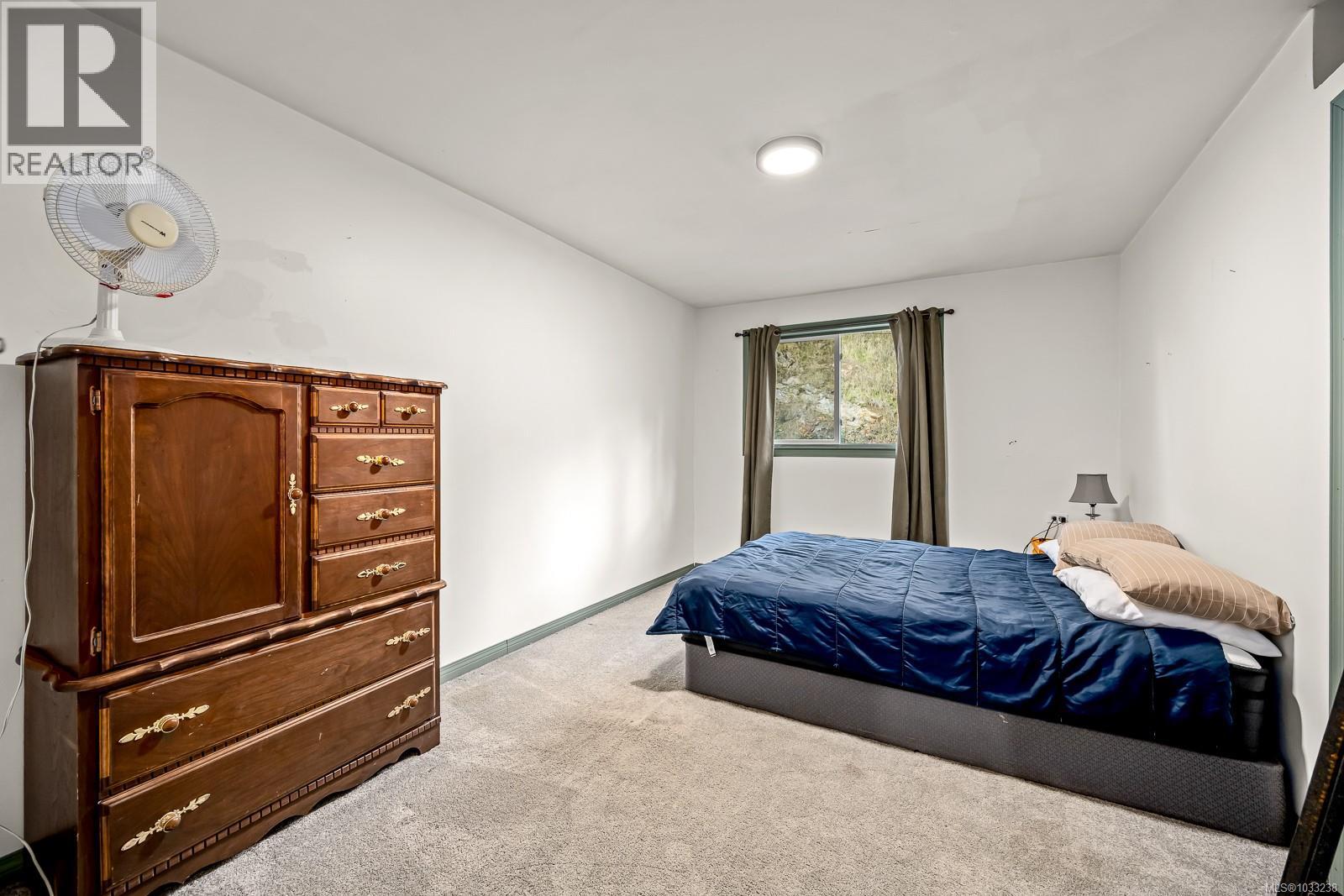 32 Hardy Way, Port Hardy