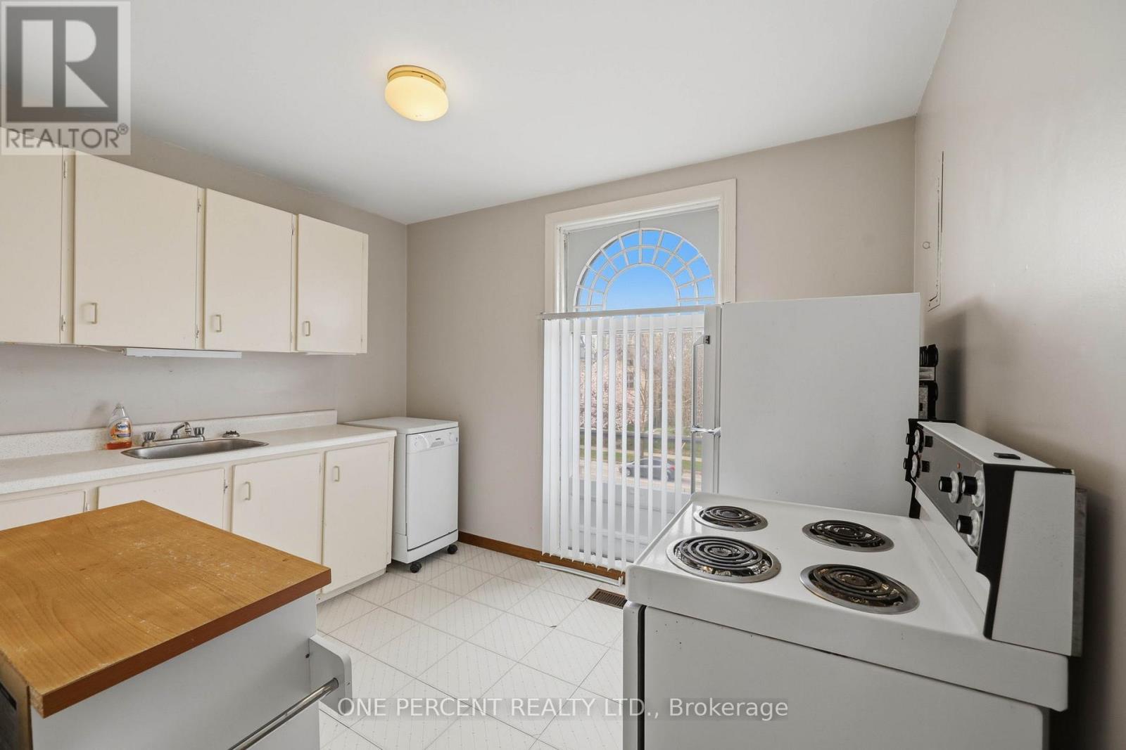 307 CENTRAL AVENUE - 28