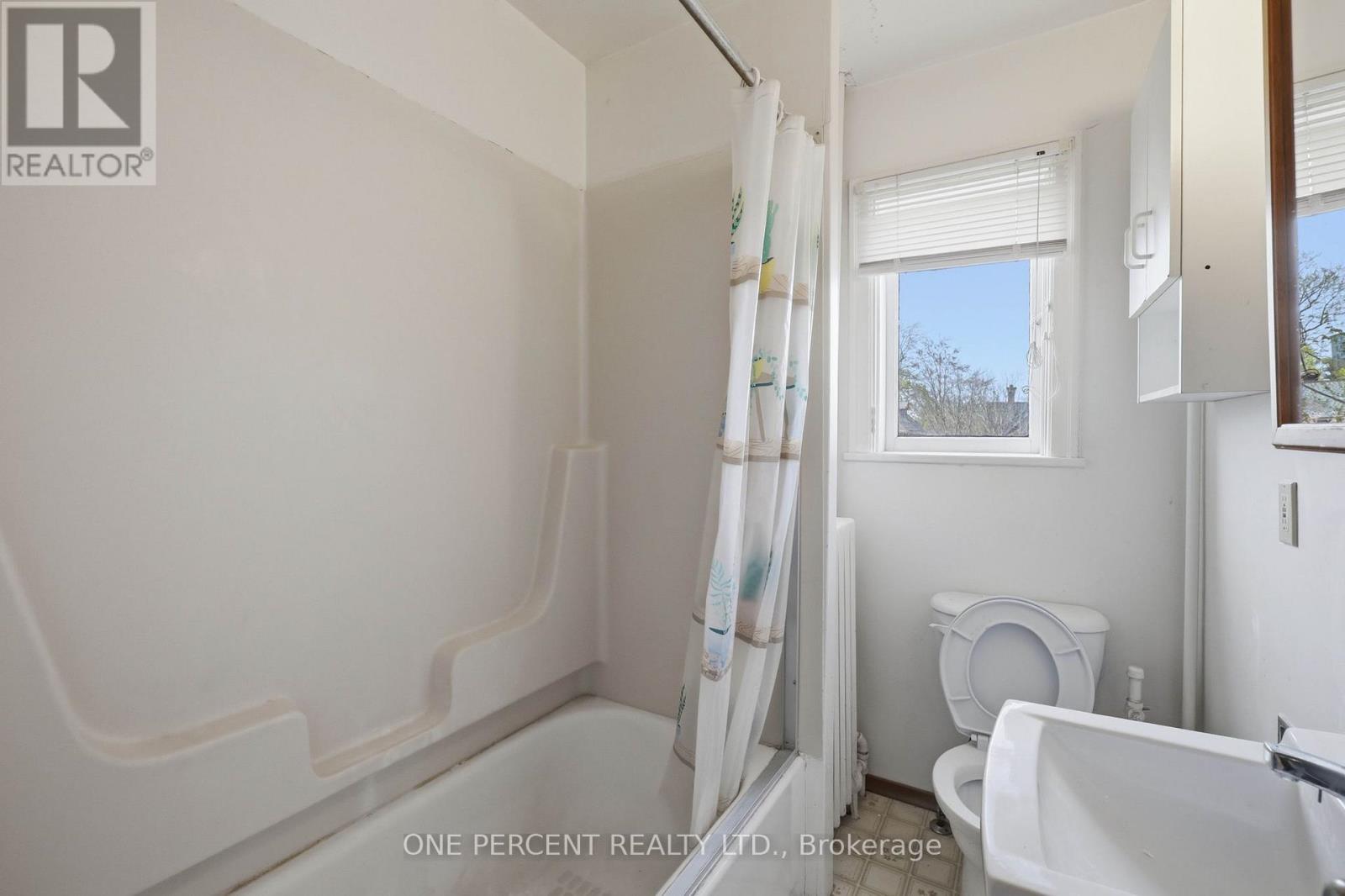 305 CENTRAL AVENUE - 17