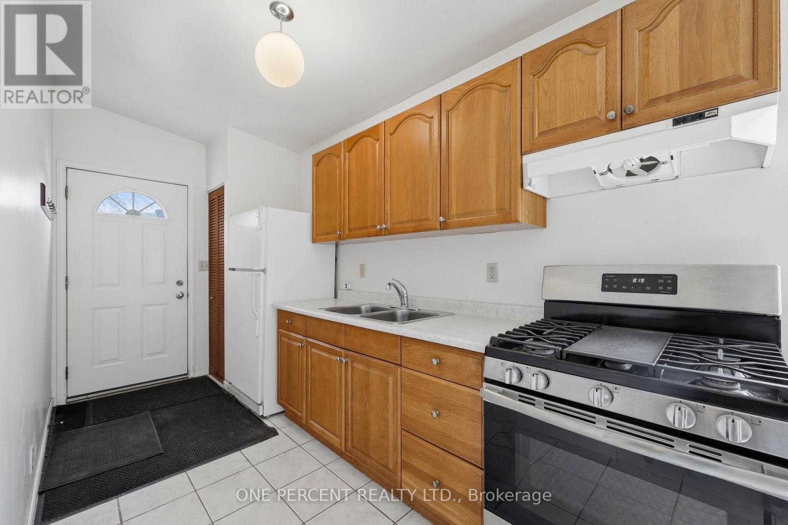305 CENTRAL AVENUE - 24