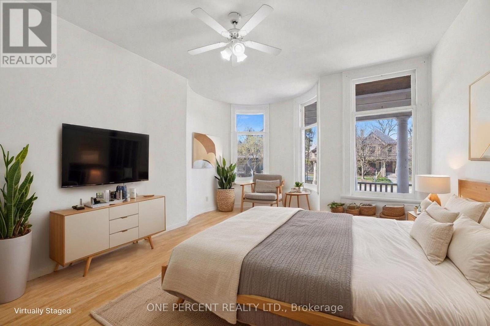 305 CENTRAL AVENUE - 33