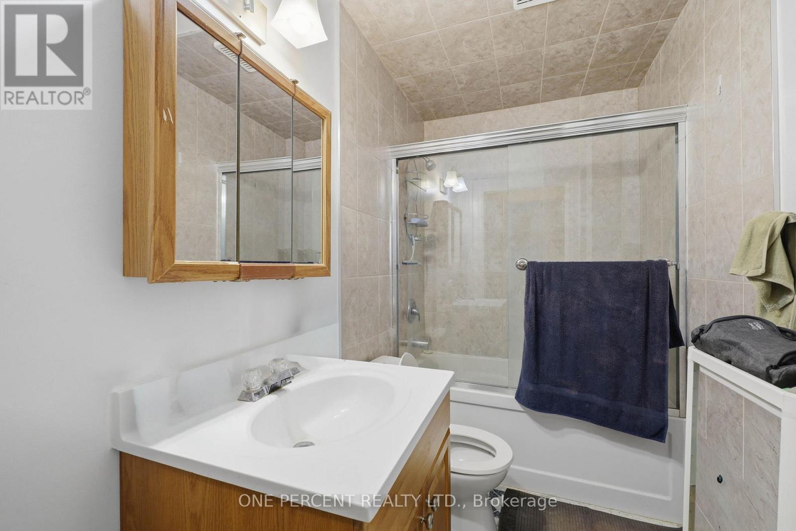 305 CENTRAL AVENUE - 37