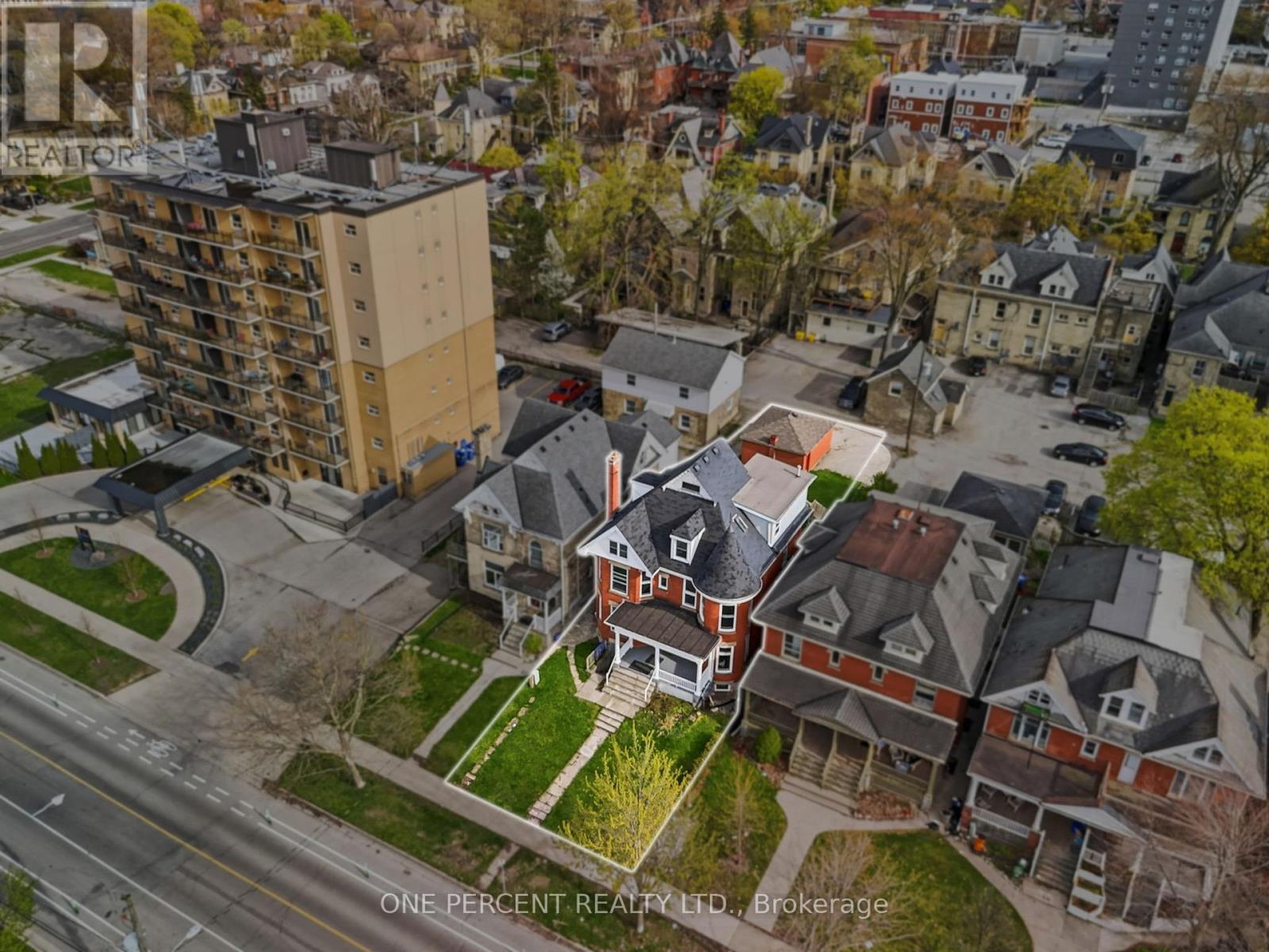 305 CENTRAL AVENUE - 38