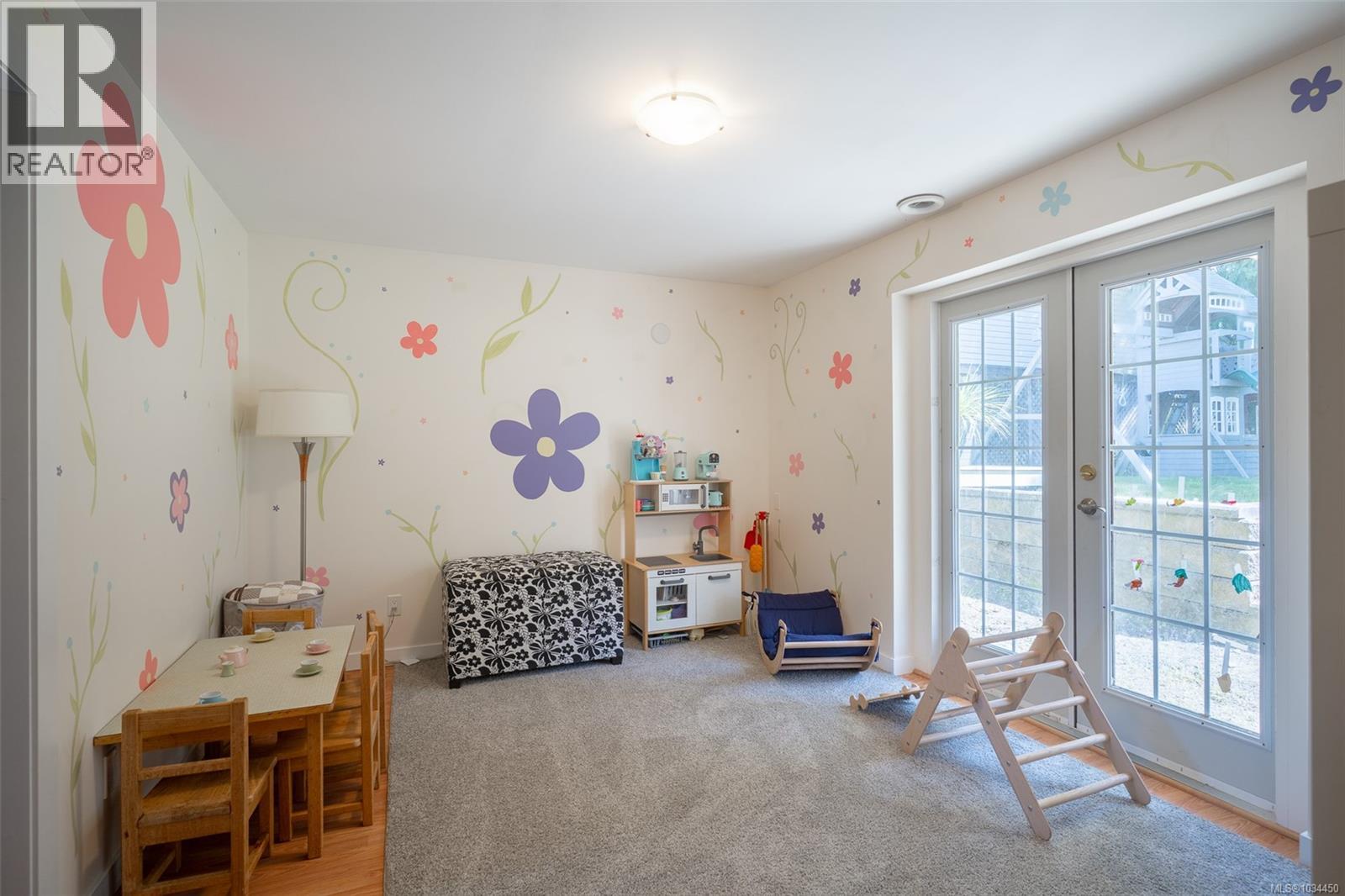 502 Davis Rd - 25