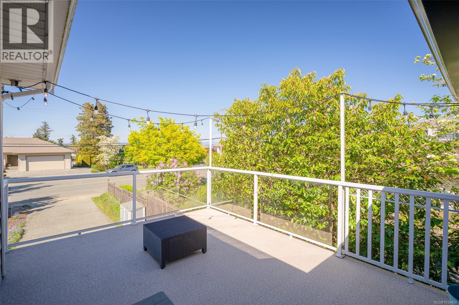 502 Davis Rd - 34