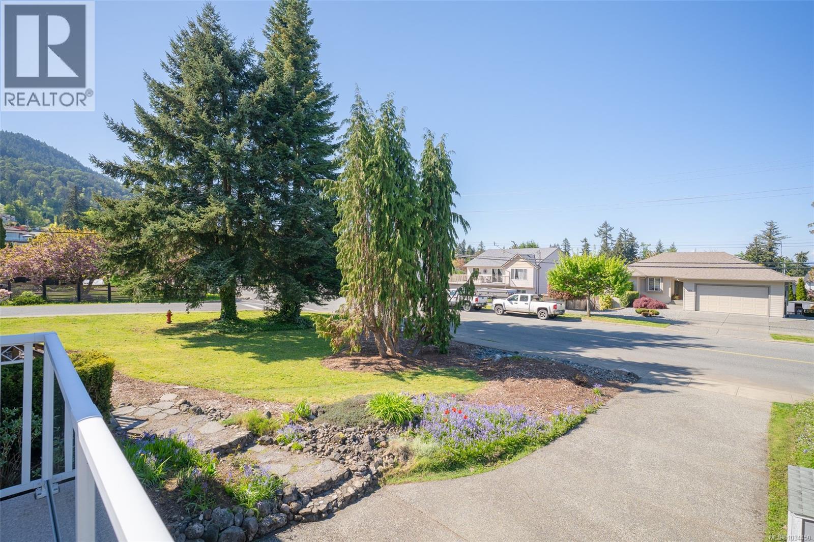 502 Davis Rd - 35