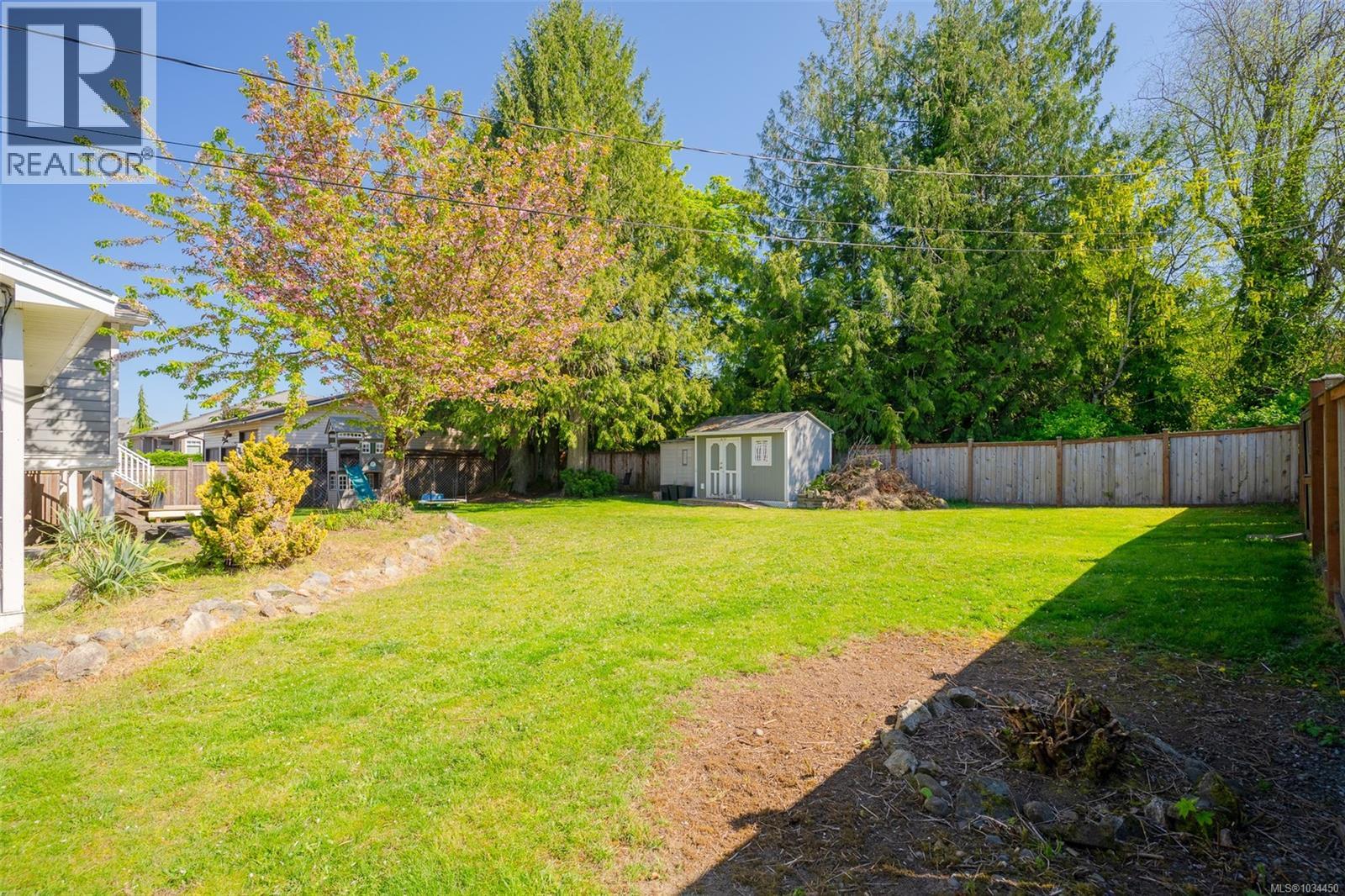 502 Davis Rd - 39