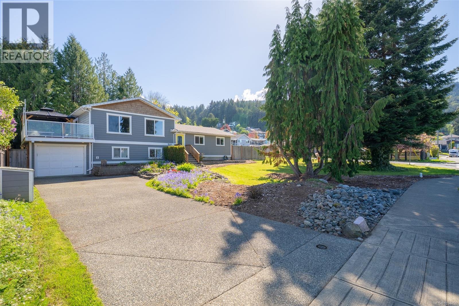 502 Davis Rd - 48