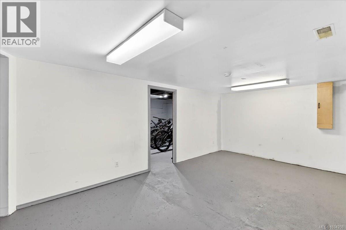 2880 1st Ave - 50