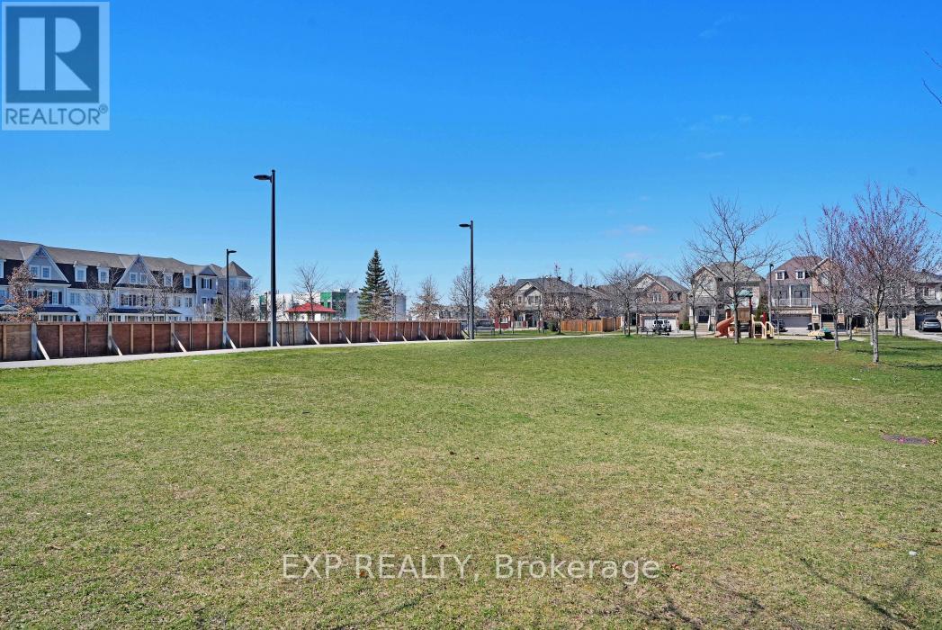 #D 3705 RIVERBREEZE STREET - 31