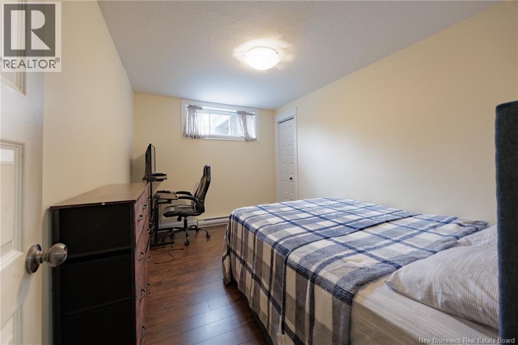 15 Janick Court - 30