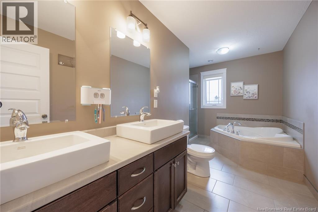 15 Janick Court - 16