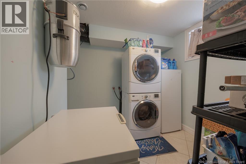 15 Janick Court - 32