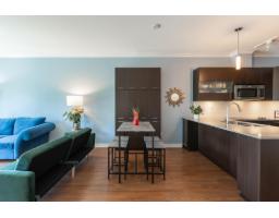 439 13321 102a Avenue, Surrey, BC V3T1P6 Photo 10