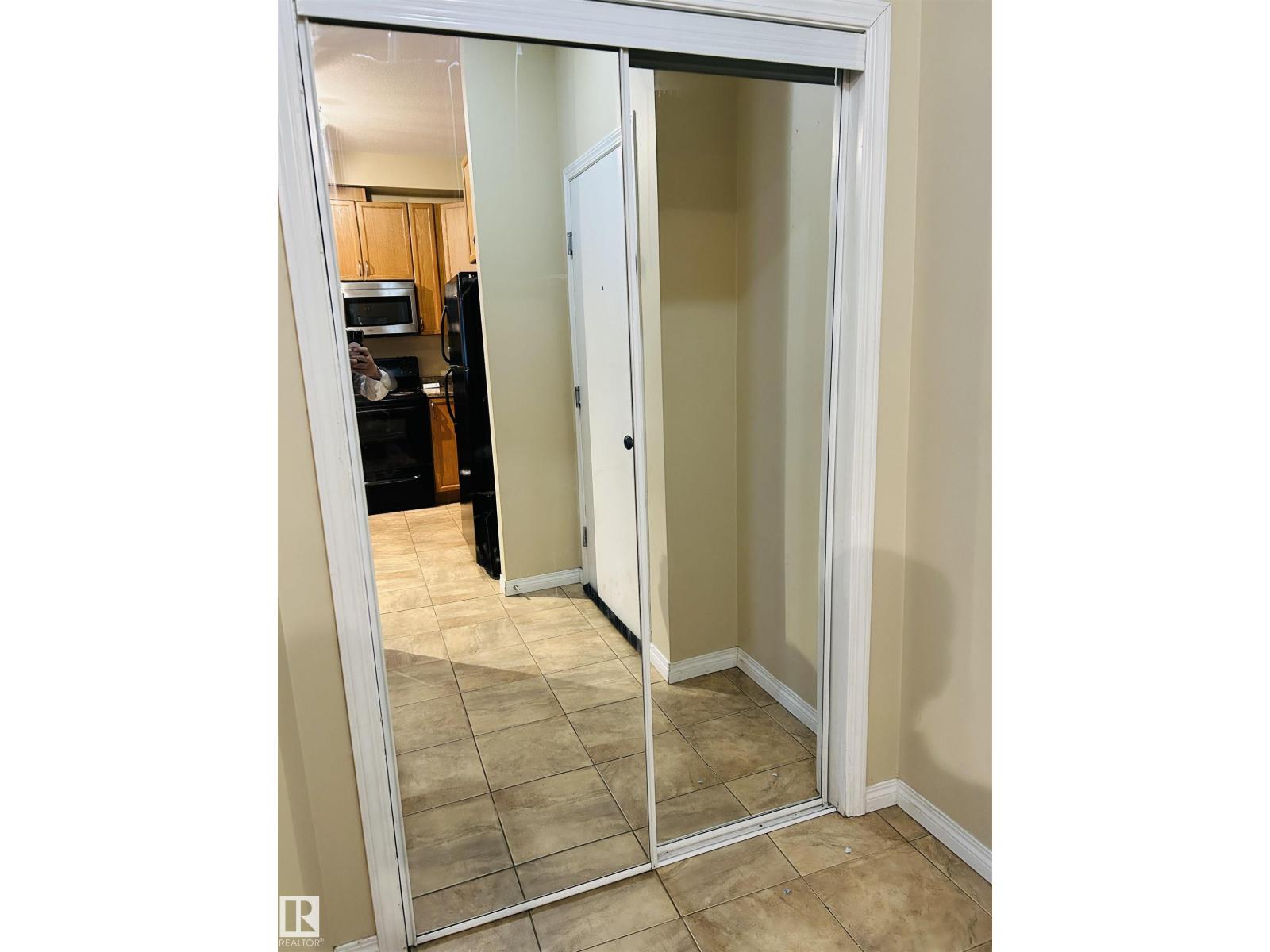 #214 4304 139 AV NW, Edmonton