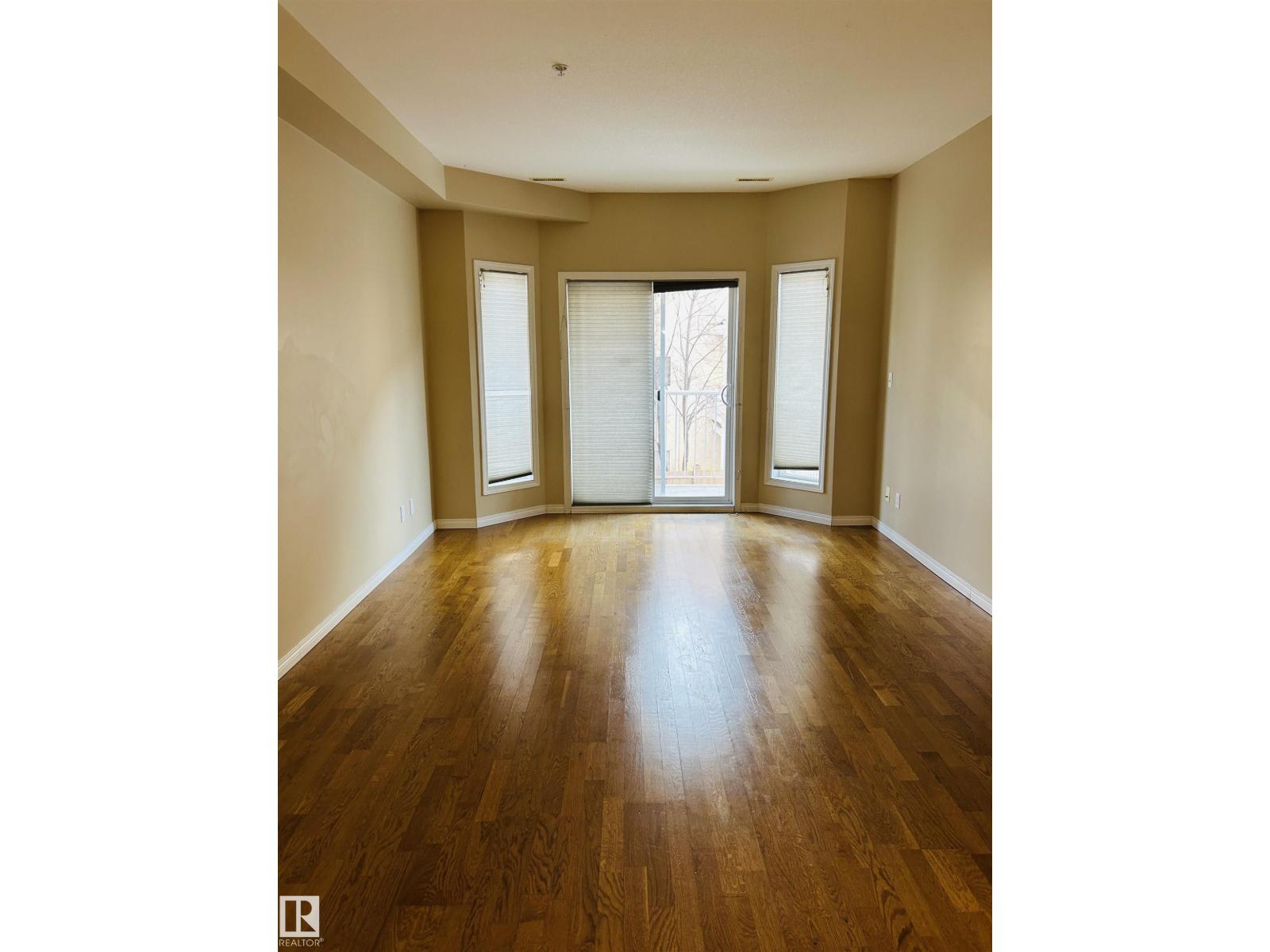 #214 4304 139 AV NW, Edmonton