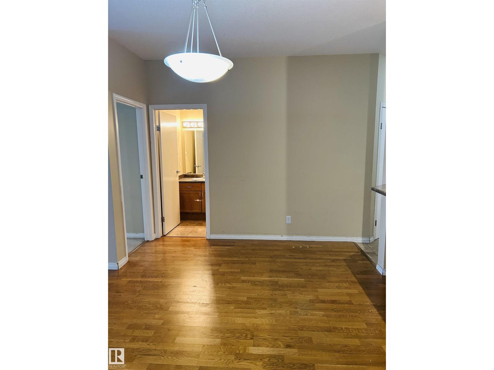 #214 4304 139 AV NW, Edmonton