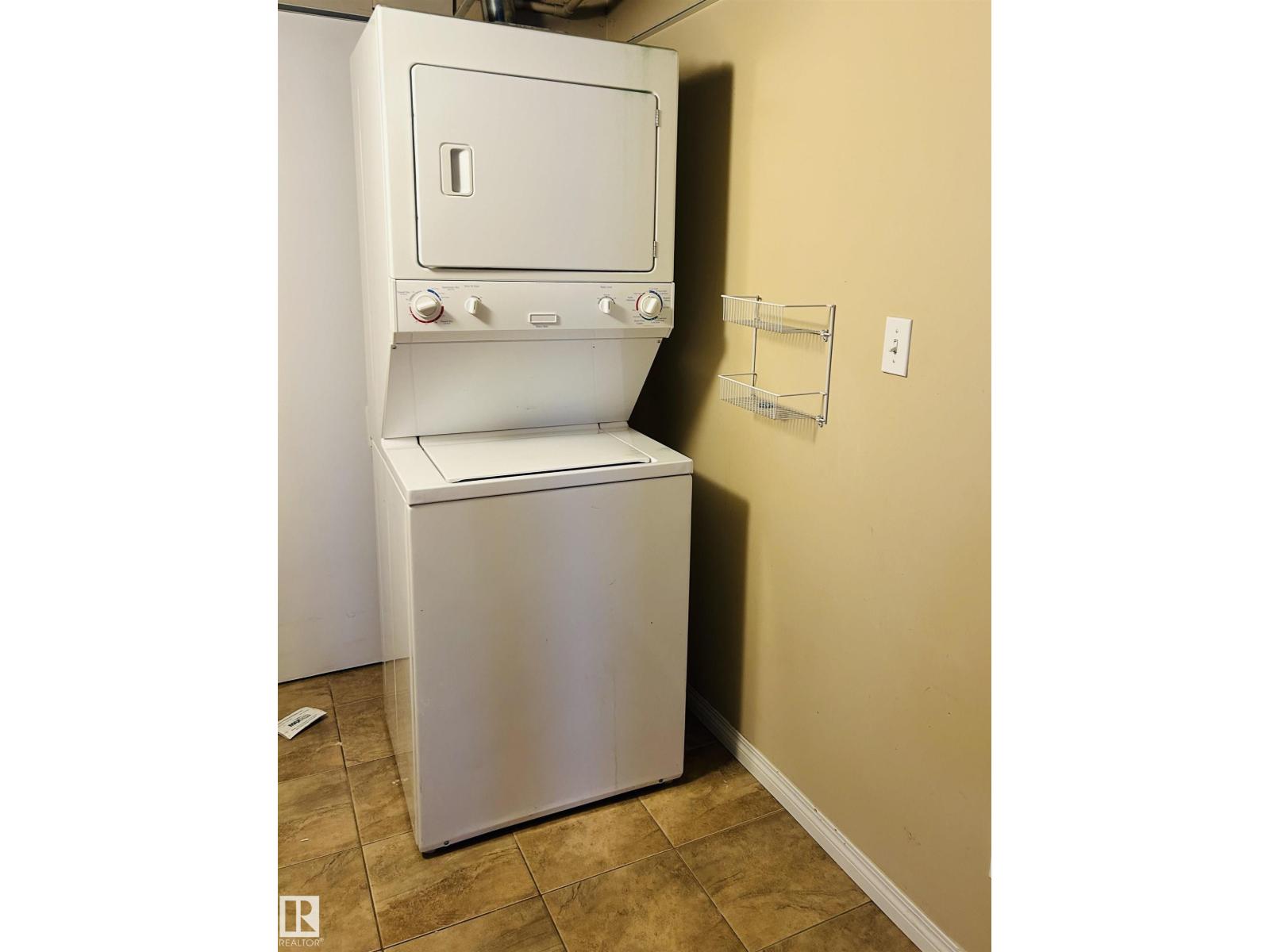 #214 4304 139 AV NW, Edmonton