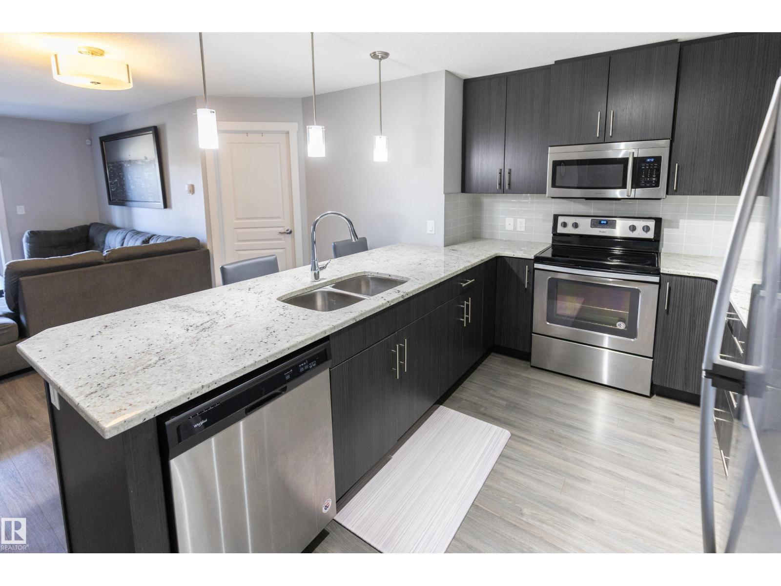 #107 3670 139 AV NW, Edmonton