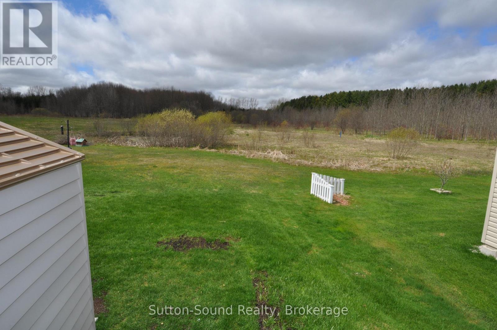 144 ROSEWOOD DRIVE - 26