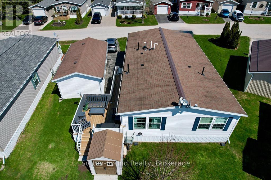 144 ROSEWOOD DRIVE - 37