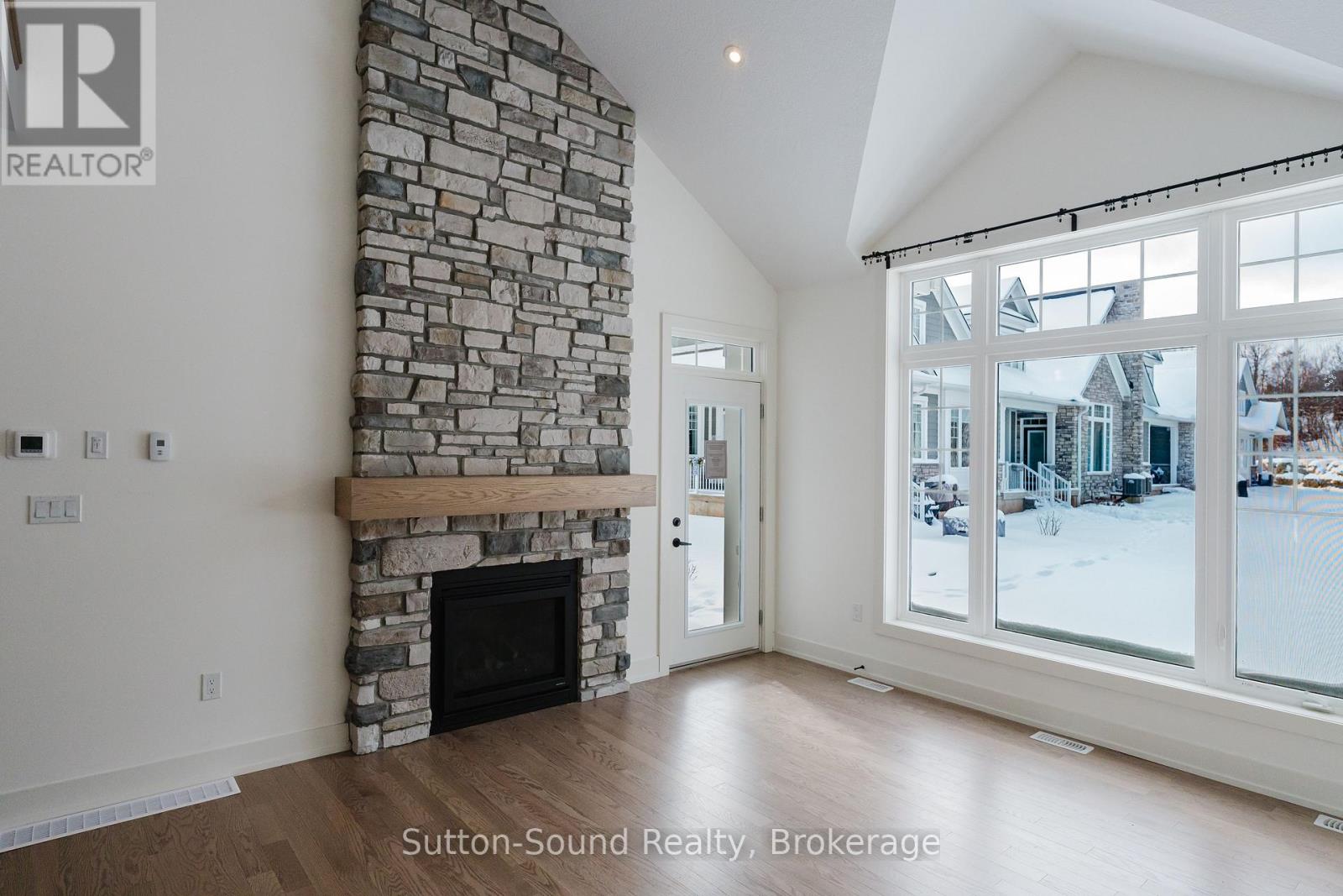 306 SANDPIPER LANE - 11