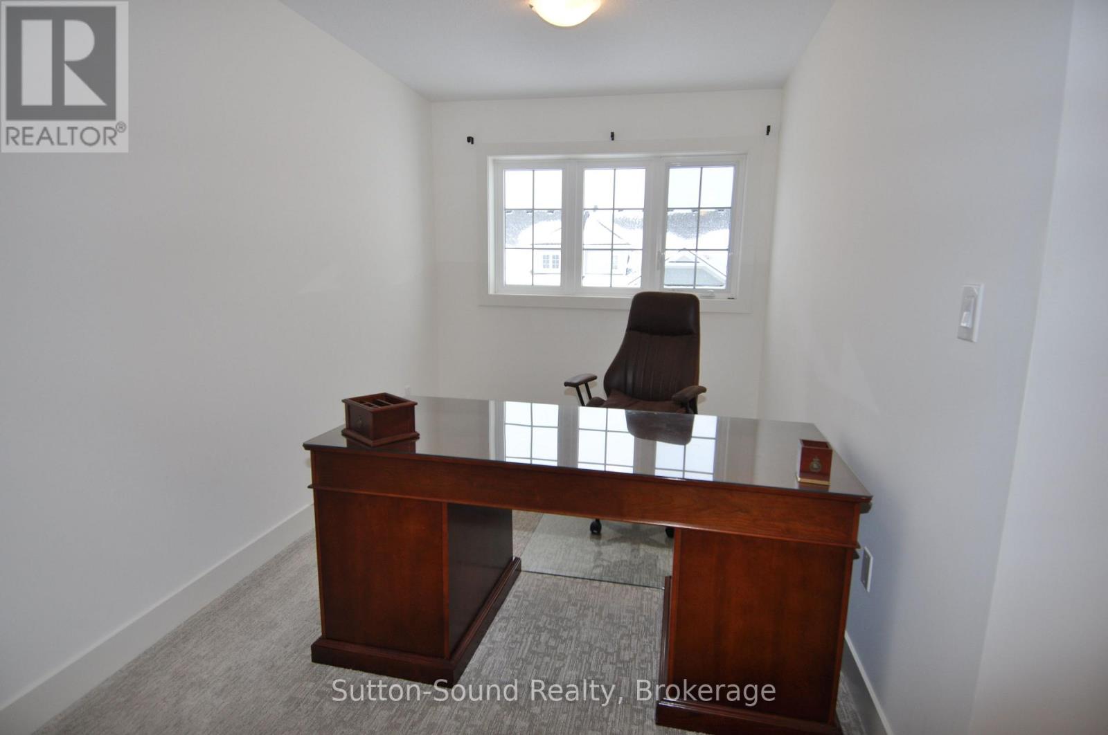 306 SANDPIPER LANE - 27