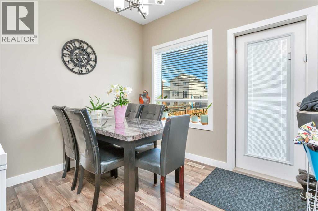 17 Crestview Boulevard, Sylvan Lake