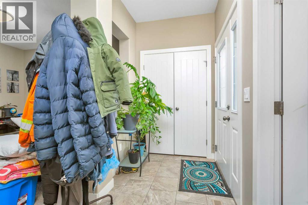 17 Crestview Boulevard, Sylvan Lake