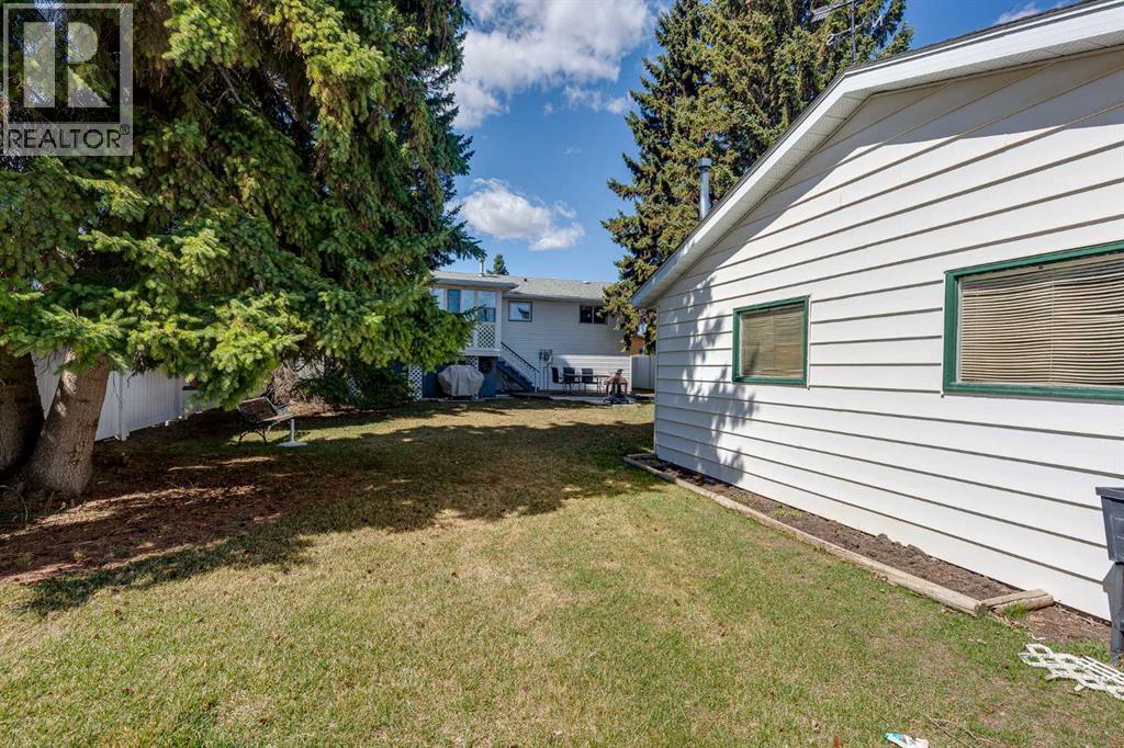 15 Newlands Avenue, Red Deer