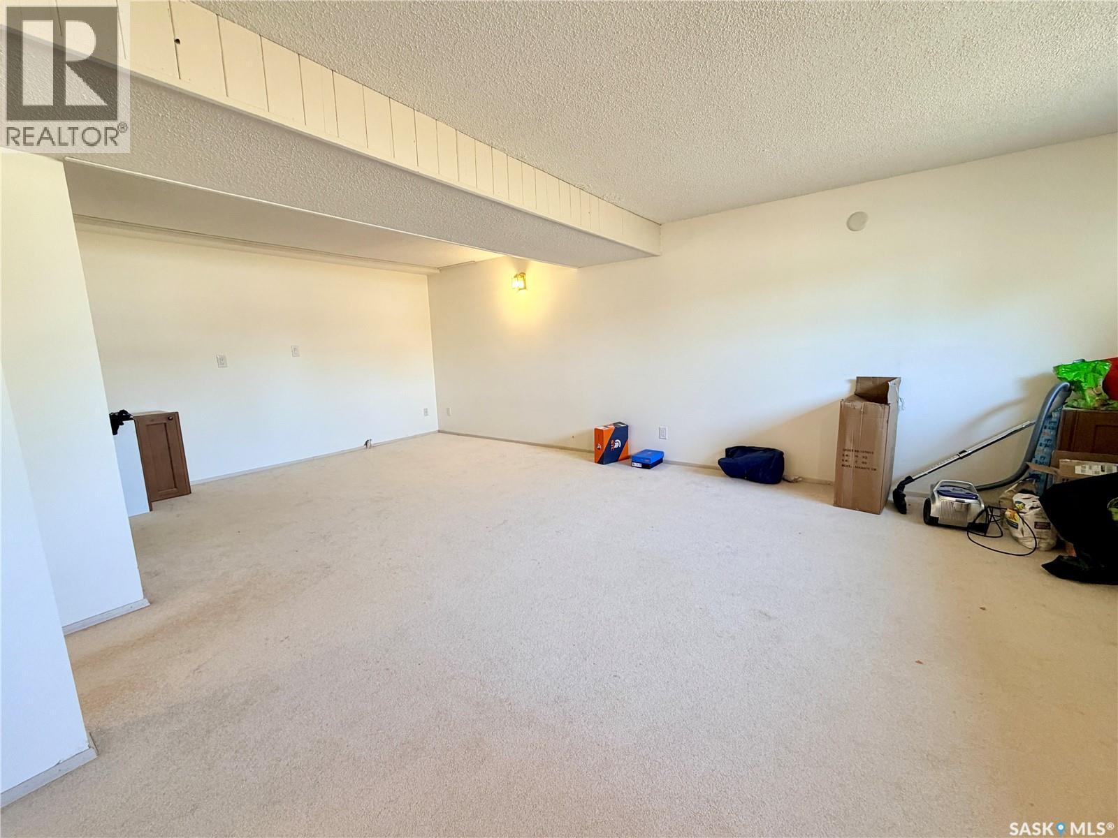 11337 Clark DRIVE - 16