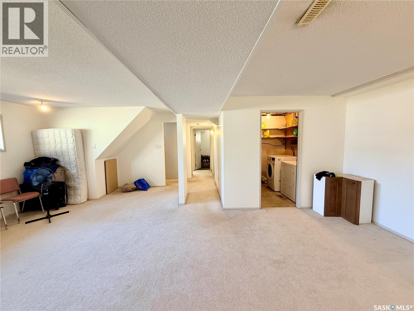 11337 Clark DRIVE - 17