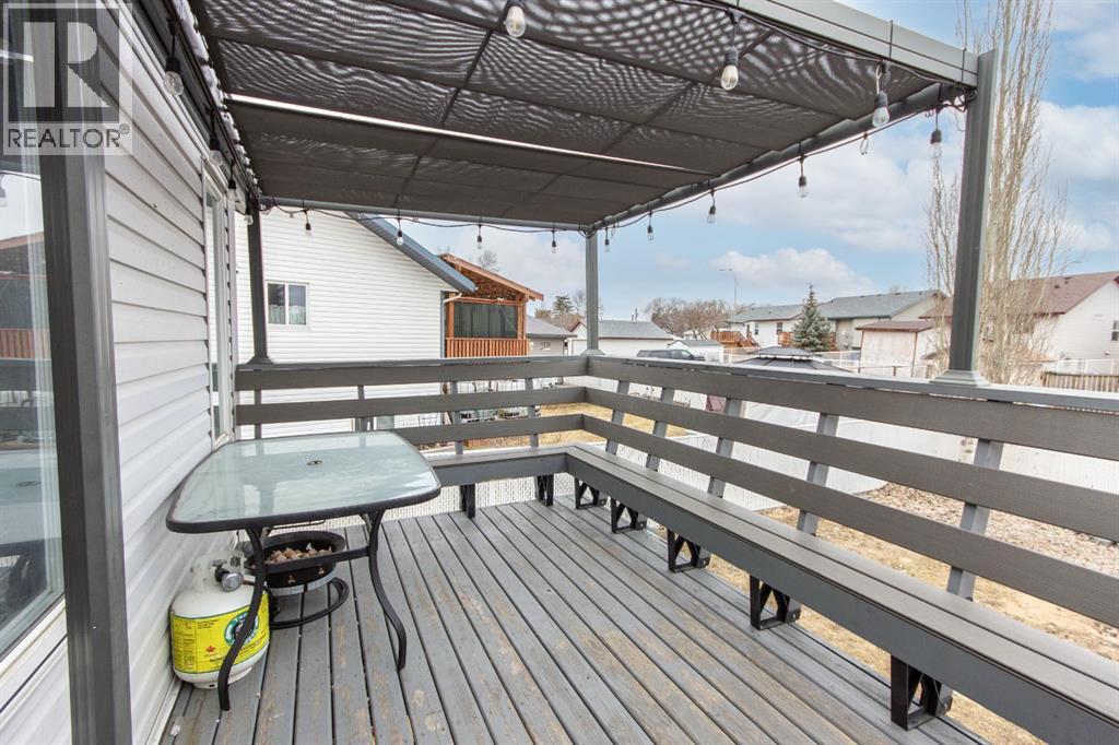 16 Johnson Close, Penhold