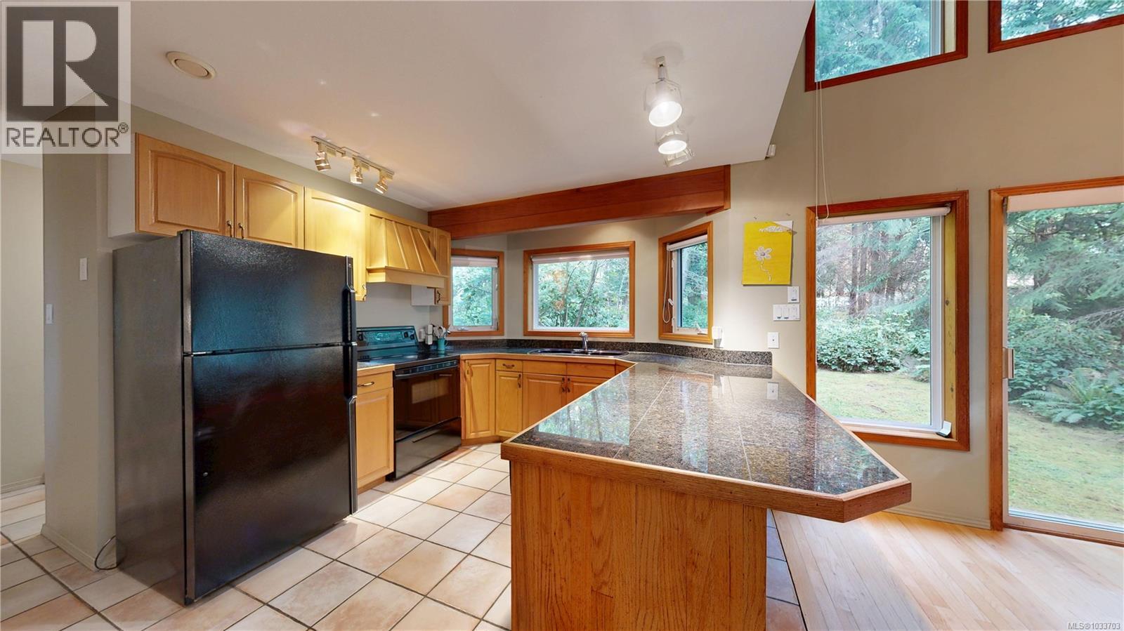 190 Grayston Rd - Image 3
