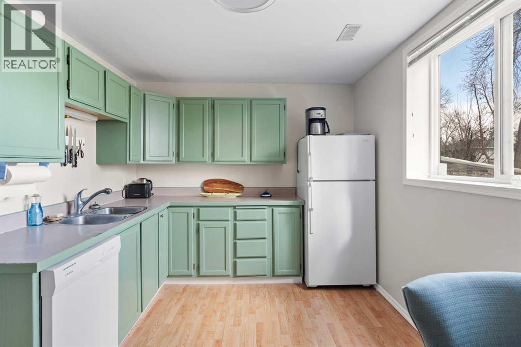 6619 18 Street SE — photo 17