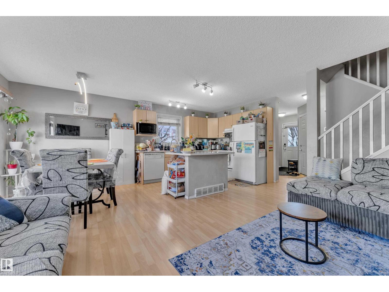 #64 4350 23 ST NW, Edmonton