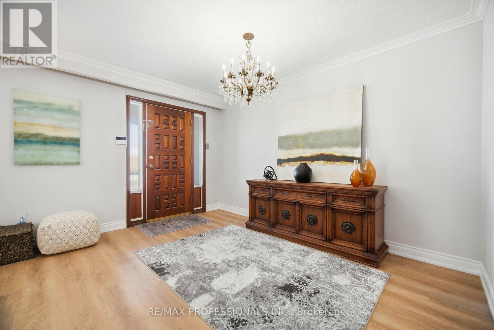 83 SPENVALLEY DRIVE - 8