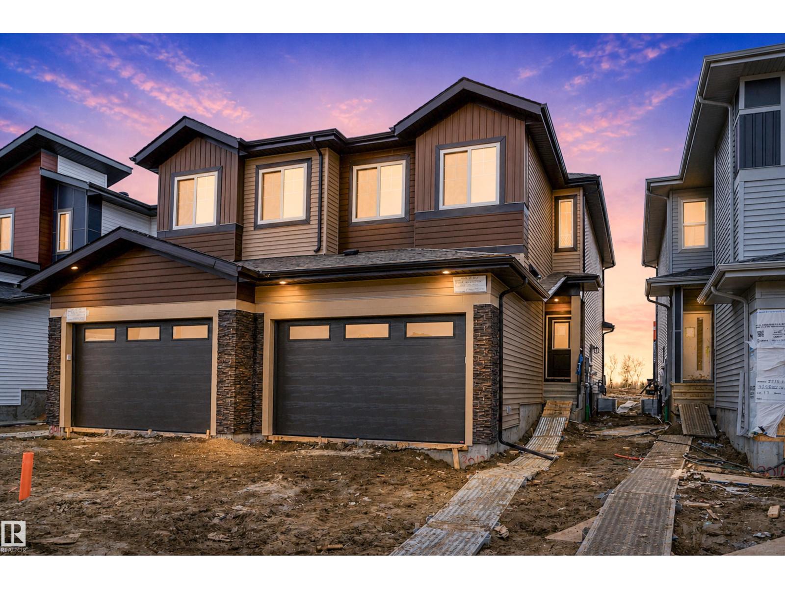 3013 8 AV SW, Edmonton
