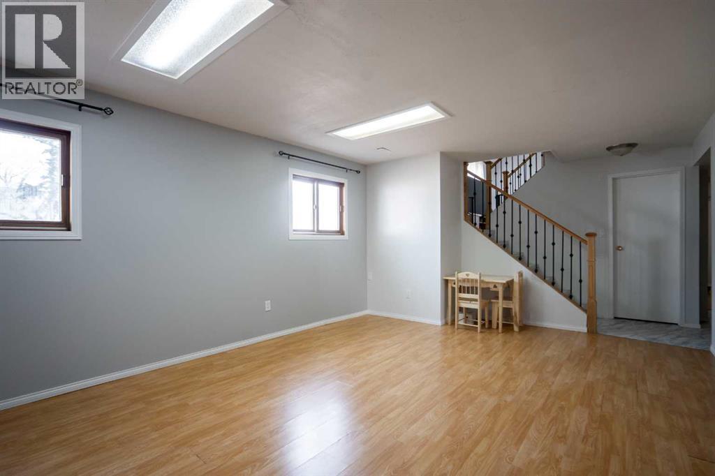 10918 92 Street — photo 18