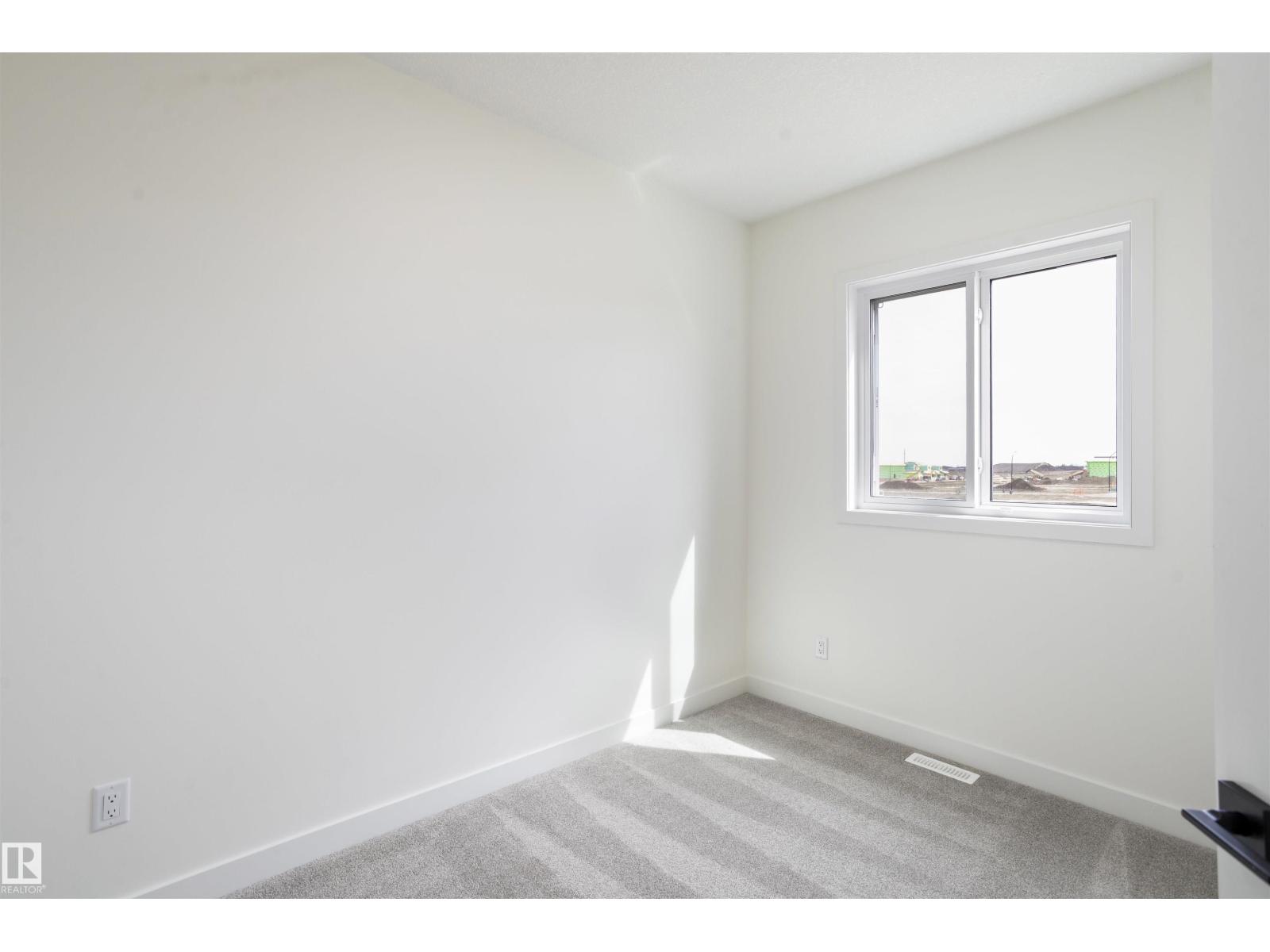719 30 ST SW, Edmonton