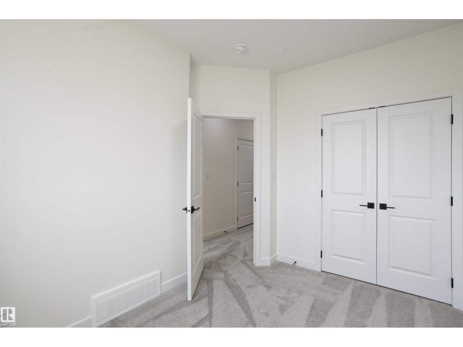 719 30 ST SW, Edmonton