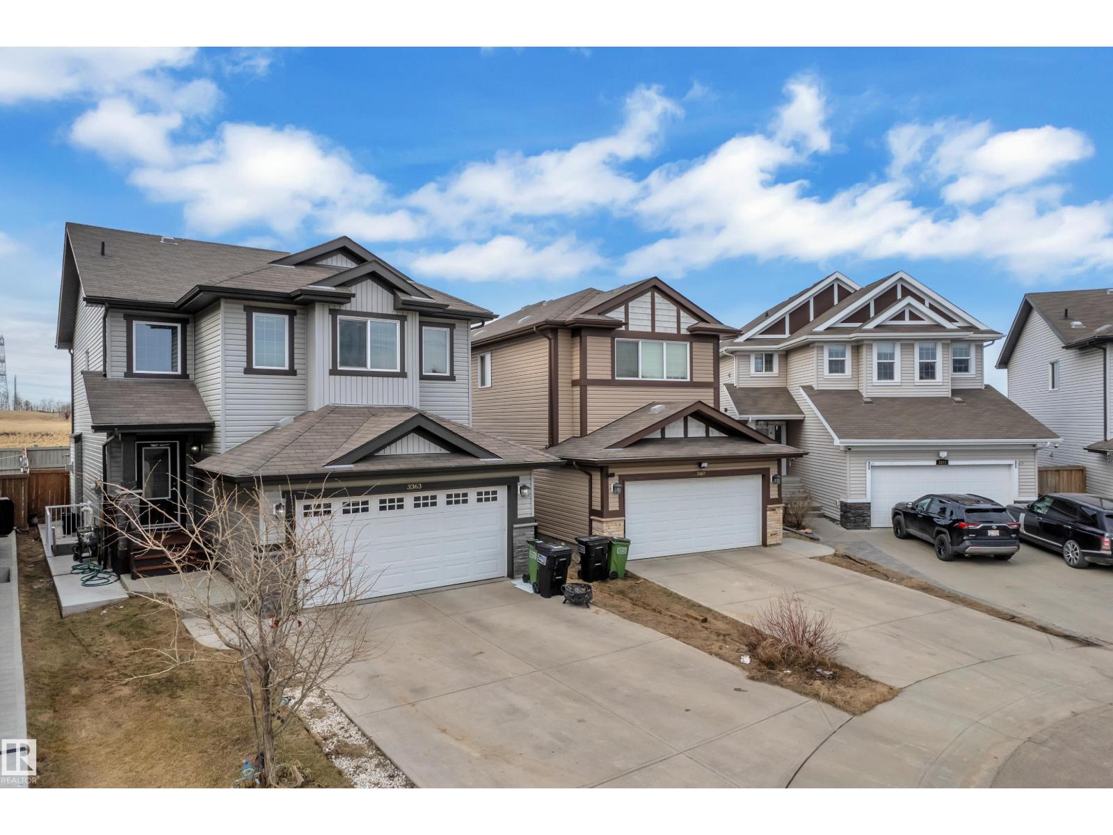 3363 13 AV NW - 3
