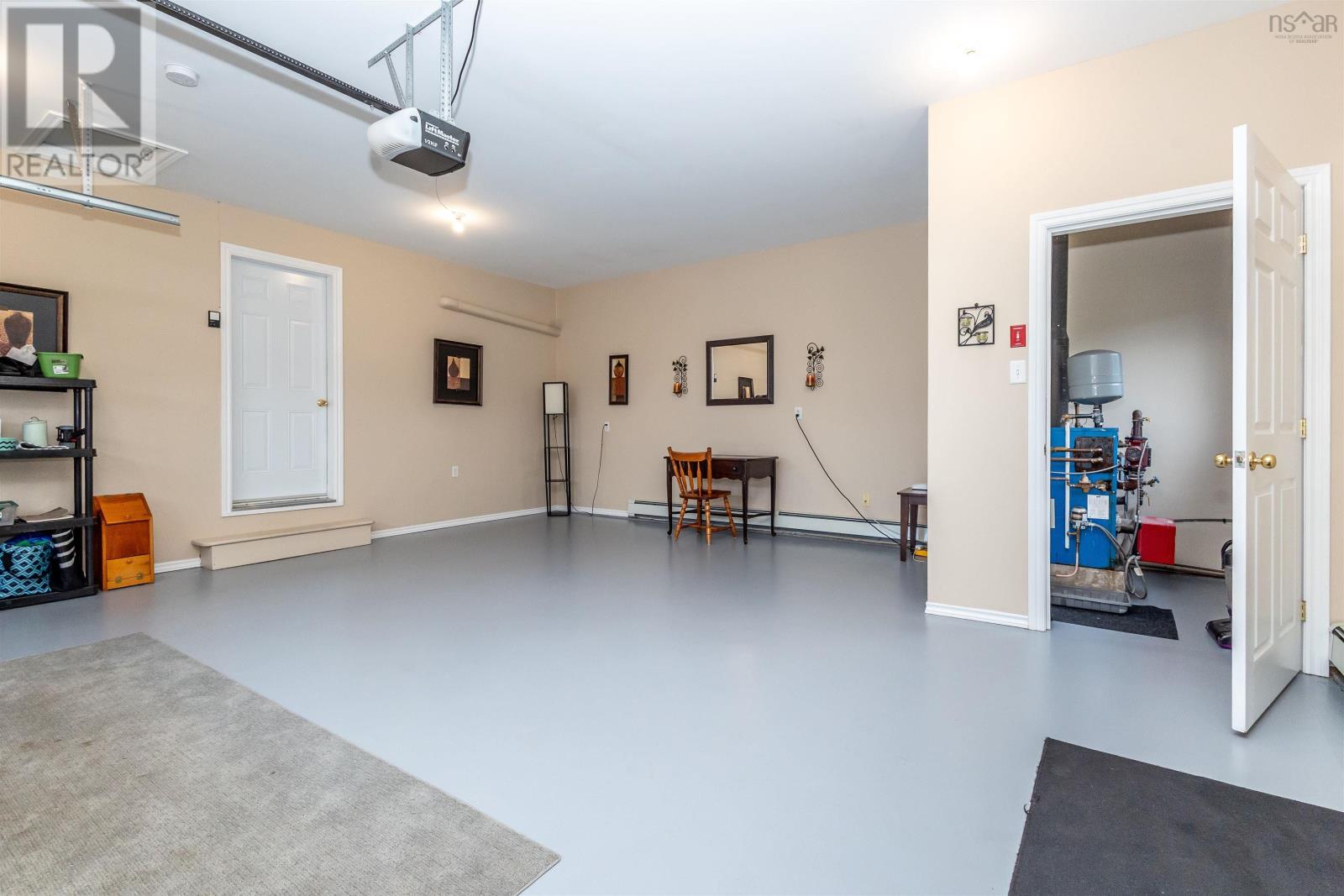 Property 27 of 46 of 2 Willis Avenue