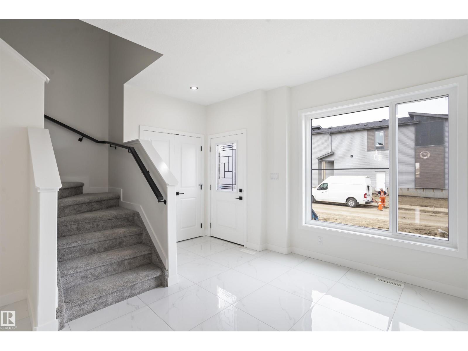 723 30 ST SW, Edmonton
